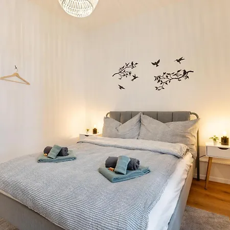 Διαμέρισμα Views & Spacious Living With Rooftop Terrace Μπίελ/Μπιένε
